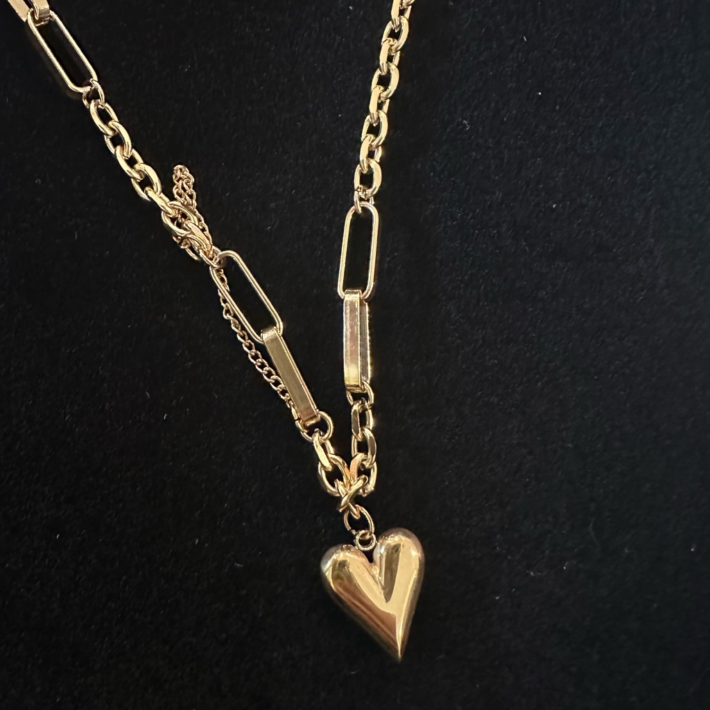 Gold Heart Pendant Necklace